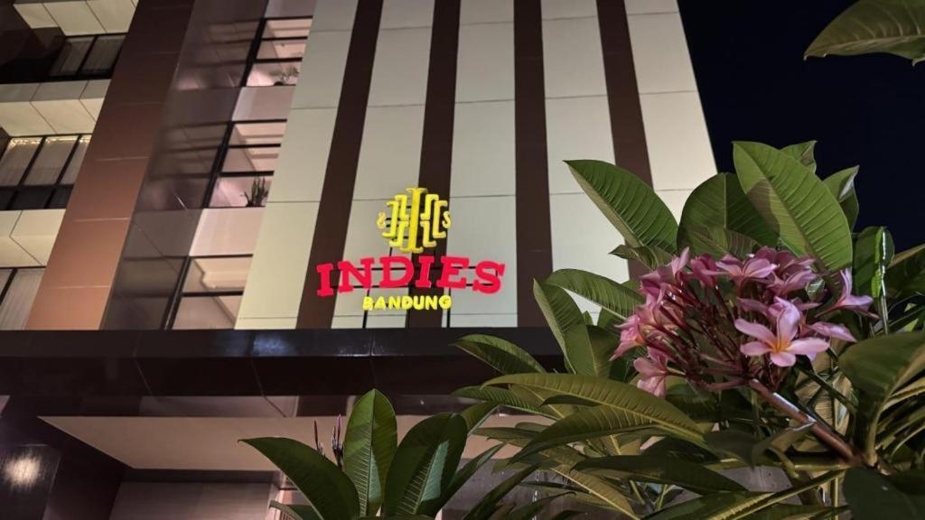 Indies Hotel Bandung Ngoại thất bức ảnh