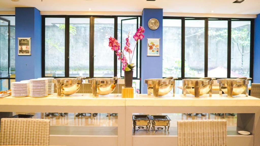 Indies Hotel Bandung Ngoại thất bức ảnh