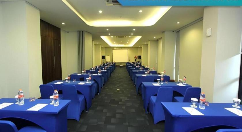 Indies Hotel Bandung Ngoại thất bức ảnh