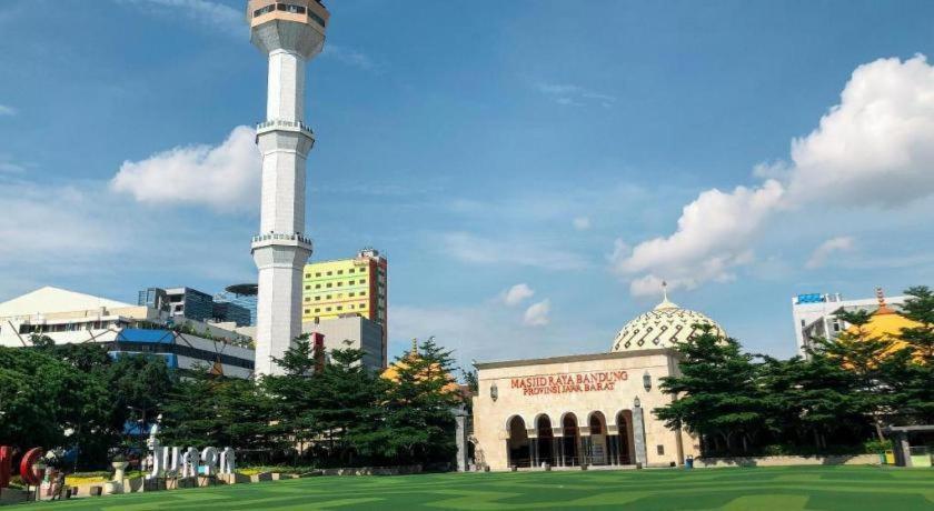 Indies Hotel Bandung Ngoại thất bức ảnh
