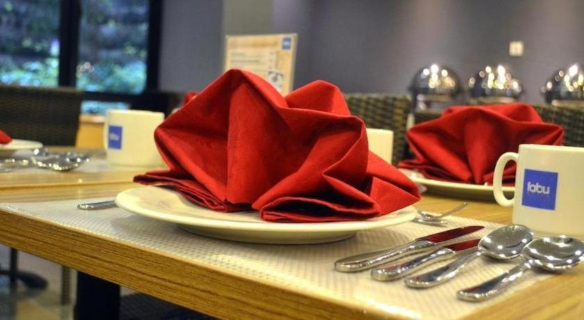 Indies Hotel Bandung Ngoại thất bức ảnh