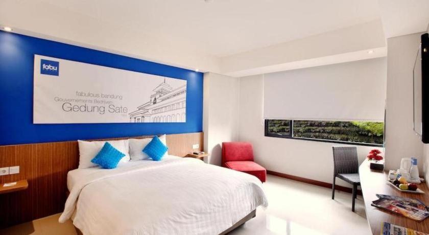 Indies Hotel Bandung Ngoại thất bức ảnh
