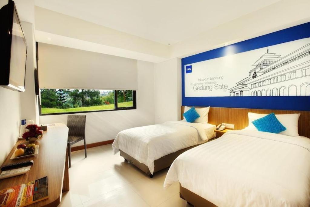 Indies Hotel Bandung Ngoại thất bức ảnh